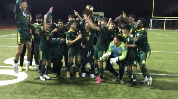 SoccerForest's tweet photo. 2021 District 15-6A Coach of the Year:Coach Ramirez
All the glory goes to the amazing players, admin, teachers, parents, KF fans, and coaching staff for making this memorable year possible. Thanks for the support Mr. Alexander &amp; Coach Wilson @JLanceAlexander @CoachWilson_ #BTRC✅ https://t.co/mcyTMUCfiL