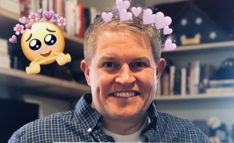 BATFE_'s tweet photo. Today is international @davidchipman day💕💕💕we #stan him #kpop #KPOPalbumoftheyear #KpopUnpopularOpinions #dreamappreciationday #army @ChipmanReal #bts #BTSOurGreatestPrize @JoeBiden @ATFHQ #wholesome #chonker https://t.co/uwNVAgDrB6