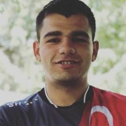 Ali unutulmadın dualarımdasın Allah kabul etsin senin için edilen tüm Duaları 🙏