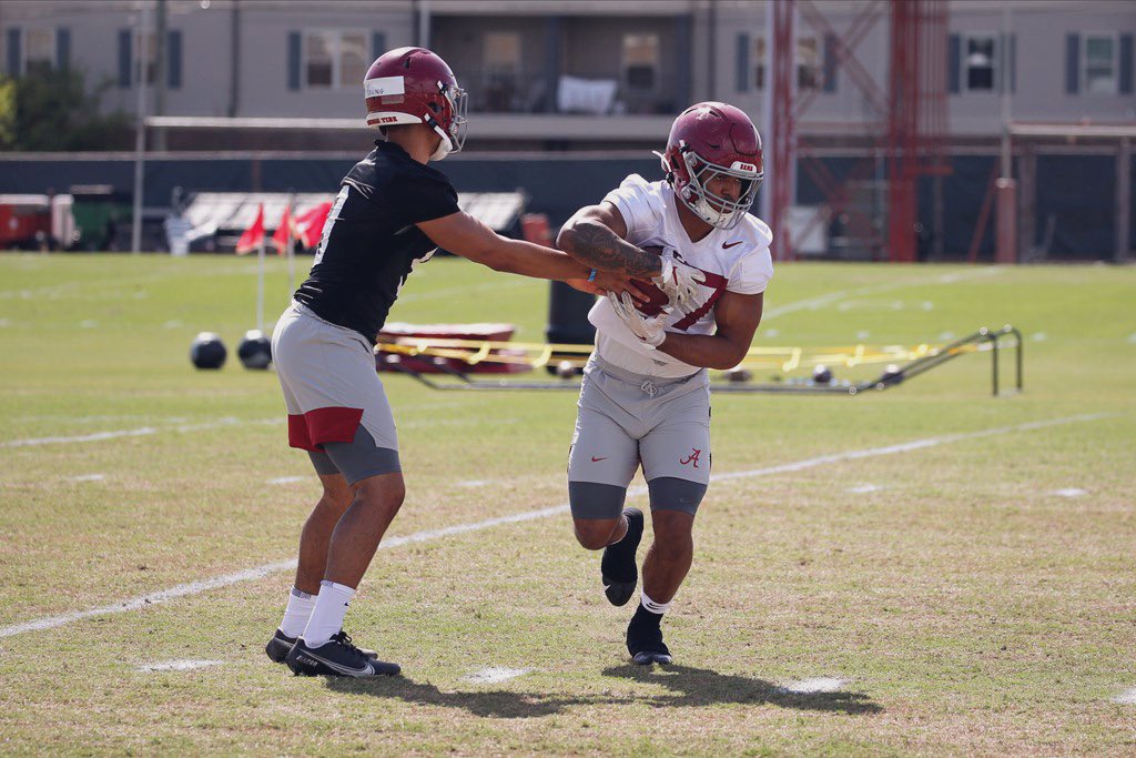 Goat_Latia's tweet photo. Final spring practice before A-Day #RollTide @_bryce_young @Edwards27_ @Z3Himothy @javondbaker7 @GaQMcK1 @samwilloughby22 (Photos by UA Athletics) https://t.co/Otr7jURBS9