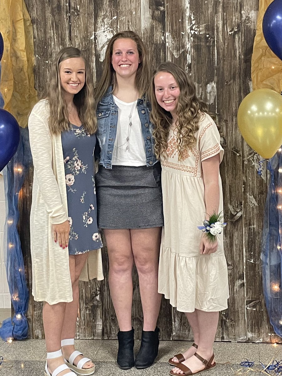 ohio_gold's tweet photo. Another smartie on our team! Congrats, @megjopet for being inducted into National Honors Society tonight, such a prestigious honor! https://t.co/t9wl2Kh1XA