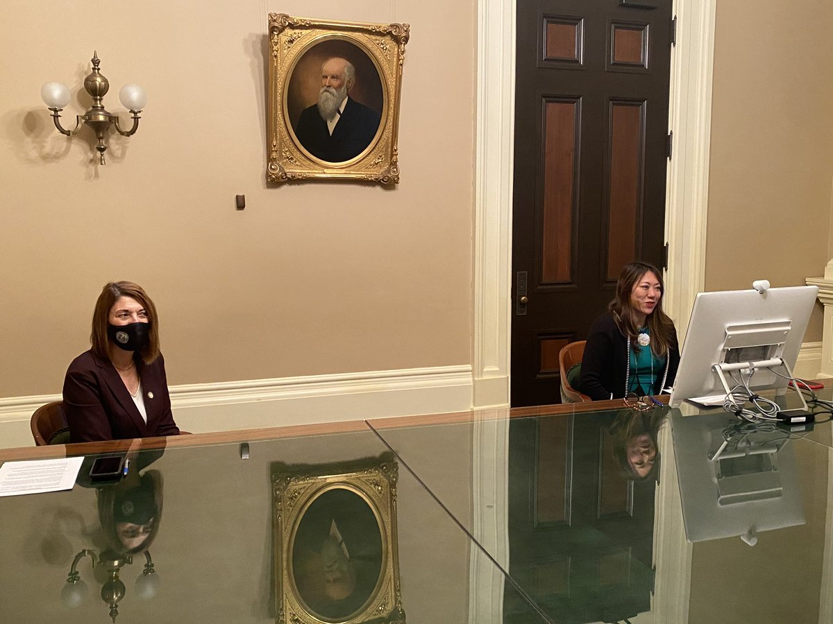 fionama's tweet photo. AB869 passed out of the Assembly Banking committee today with bipartisan support to add flexibility and diversity to California’s potential investments. Thank you @AsmBloom for your leadership! #ab869 #bossesofbanking https://t.co/3xmbzJEPwX