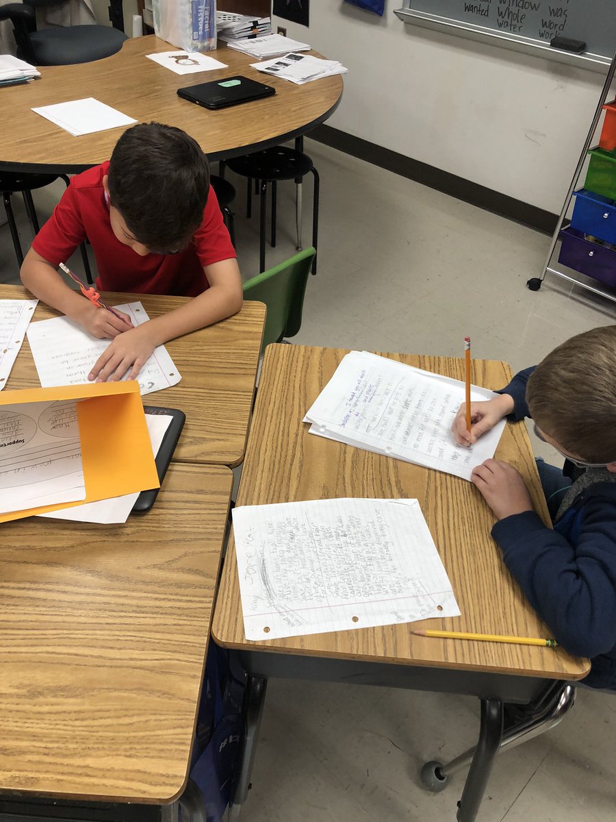 AnnGlowacki's tweet photo. My little writers worked really hard today on the final drafts of our habitat research papers! We are looking forward to our author’s celebration tomorrow! @AmyCunningham #BBEReads @bearbranchelem https://t.co/wB2gcK8Dsa