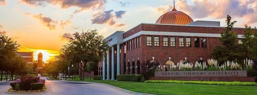 I am thankful to receive an offer from Hardin-Simmons University!! 💜💪🏼Thank you Coach Hassell for the great visit today!