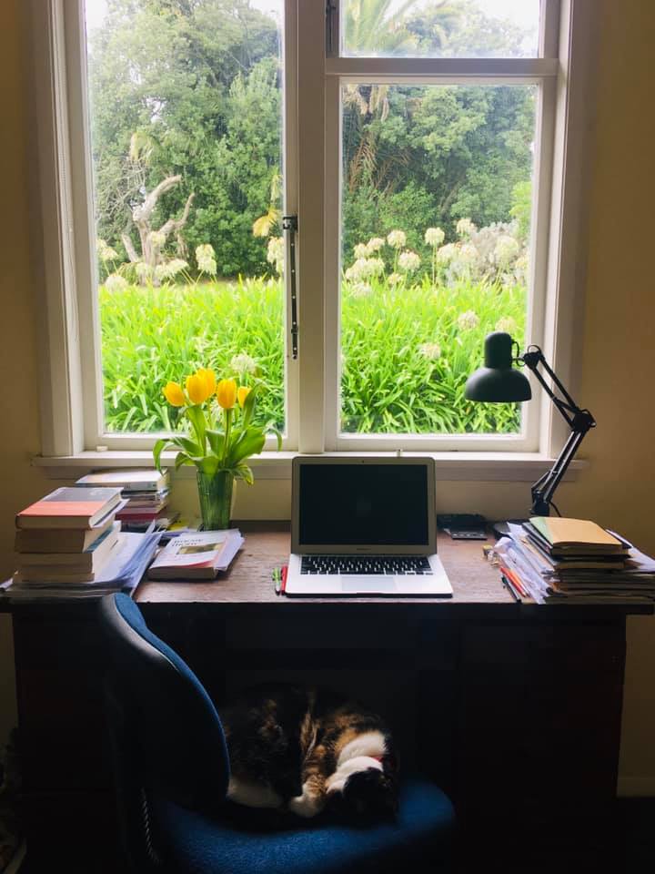 SteelyDass's tweet photo. I'm fairly obsessed with photos of writer's desks. Please indulge me on this dreich Friday and share a snap of your workspace if you feel like it. https://t.co/Ix10rPjfTK