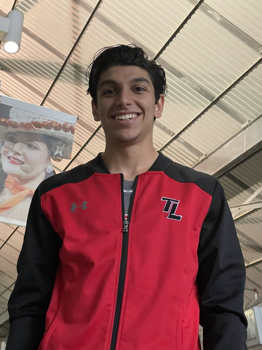 Alex Asad qualifies AGAIN for regionals in the 400m!!