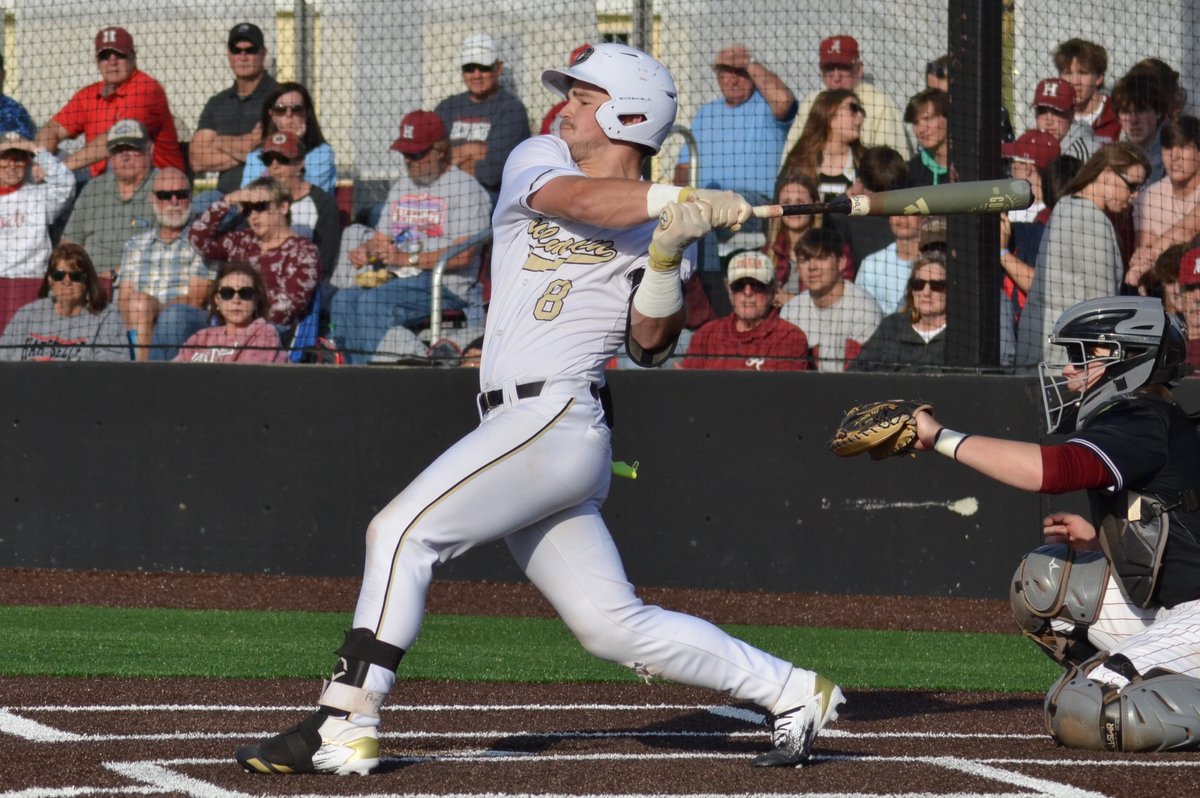 CullmanTribune's tweet photo. PREP BASEBALL: ‘Cats shut down Hartselle 2-0 to win 10th straight area title https://t.co/asT2JZQhrD https://t.co/eRNUFkHjLq