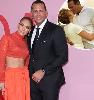 Daily Mail Celebrity on Twitter: "'We're better as friends': Jennifer
