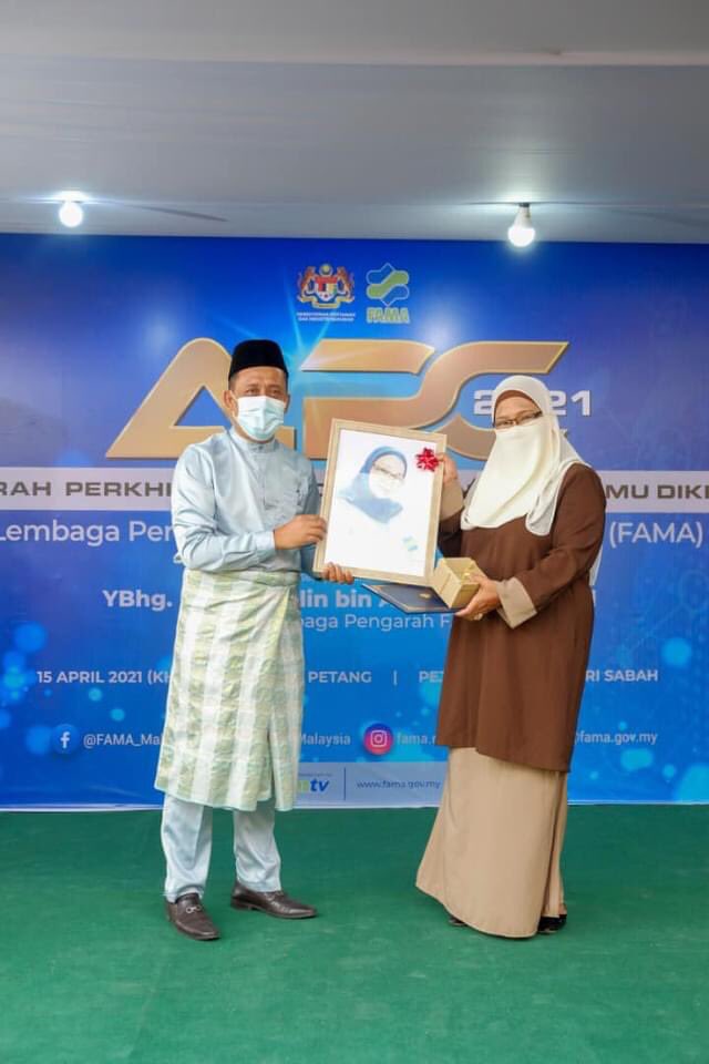 Fama Malaysia On Twitter Repost Fama Sabah 15 April 2021 Khamis 4 00 Petang Pejabat Fama Negeri Sabah Majlis Anugerah Perkhidmatan Cemerlang Jasamu Dikenang Apc 2021 Https T Co Ohnas6zh4v