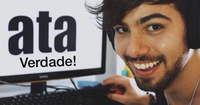 KSKSKS o t3ddy disse pra não colocar mais foto careca dele nos computadores  da escola, eu: : r/famiL