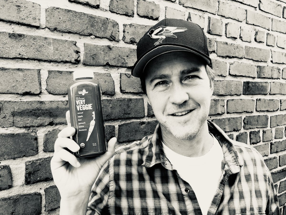 GothamCondiment's tweet image. “So long, suckers! Parting is such sweet-and-sour sorrow.” 

#DCRP #Batman   #DMtoPlot

WT: #WriterInTheBelfry