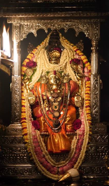 SRI DURGAPARMESHWARI, KATEEL (KAR) #bharatmandir #navratri2… SRI DURGAPARMESHWARI, KATEEL (KAR) #bharatmandir #navratri2…