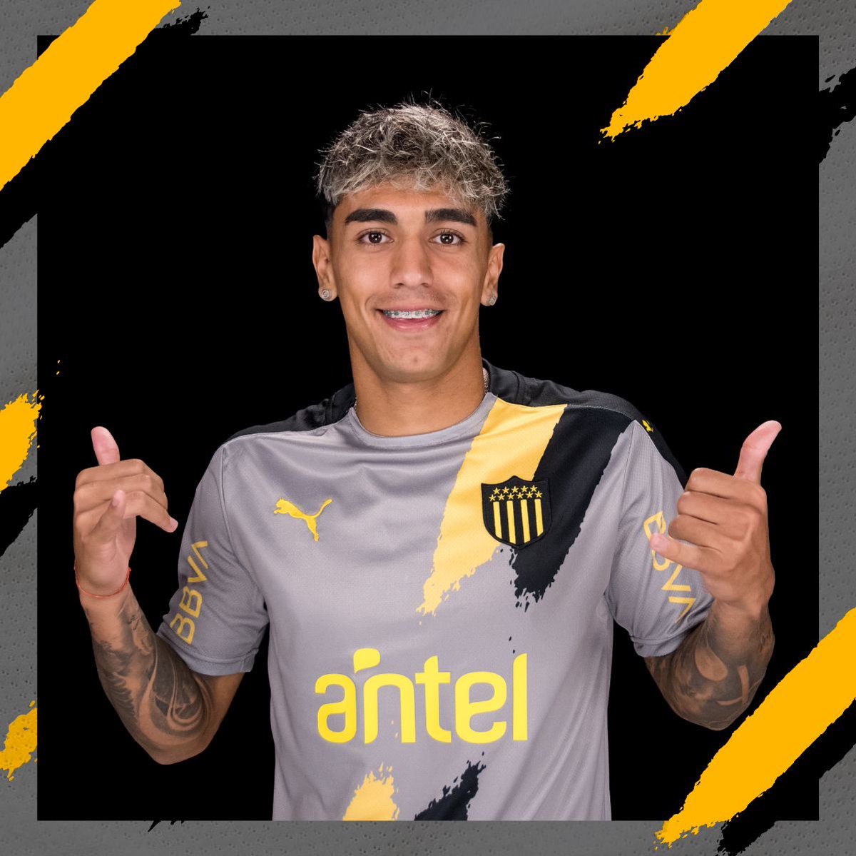 "Mario fue el técnico que me inculcó Peñarol, me mostraba vídeos con la historia de Peñarol, hoy me siento muy cómodo con Larriera", Facundo Torres refiriéndose a <a href="/MarioMsaralegui/">Mario Daniel Saralegui Iriarte</a> en <a href="/Hora25Radio/">𝗛𝗢𝗥𝗔 𝟮𝟱</a>.
