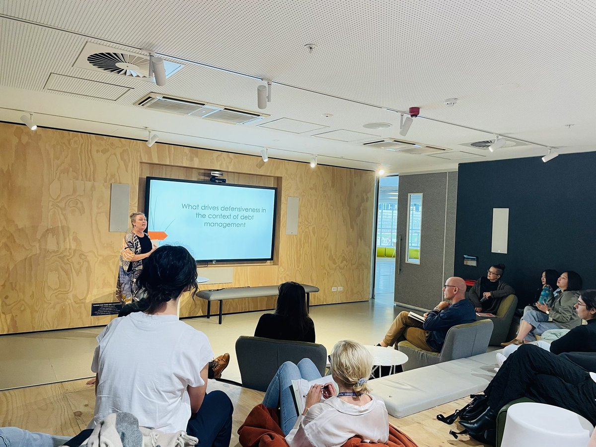 Kate Butcher: Predictors of customer defensiveness following failures in debt management. <a href="/PsychJem/">PsychJEM</a> @OramaMH  <a href="/FlindersEPSW/">College EPSW</a> #industrypartnership #research