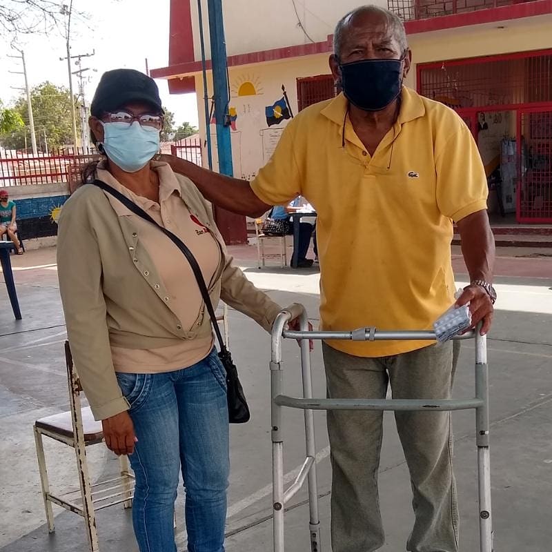 BanzuliaOficial's tweet photo. Más de 7 mil 500 personas recibieron medicamentos a través de @banzuliaoficial en 6 pquias de Mcbo. Un gran despliegue de 24 rutas en las parroquias Cacique Mara, Cecilio Acosta, Manuel Dagnino, Cristo de Aranza, Caracciolo Parra Pérez y Raúl Leoni.
@NicolasMaduro @OmarPrietoGob https://t.co/pDZ3Ximx2B
