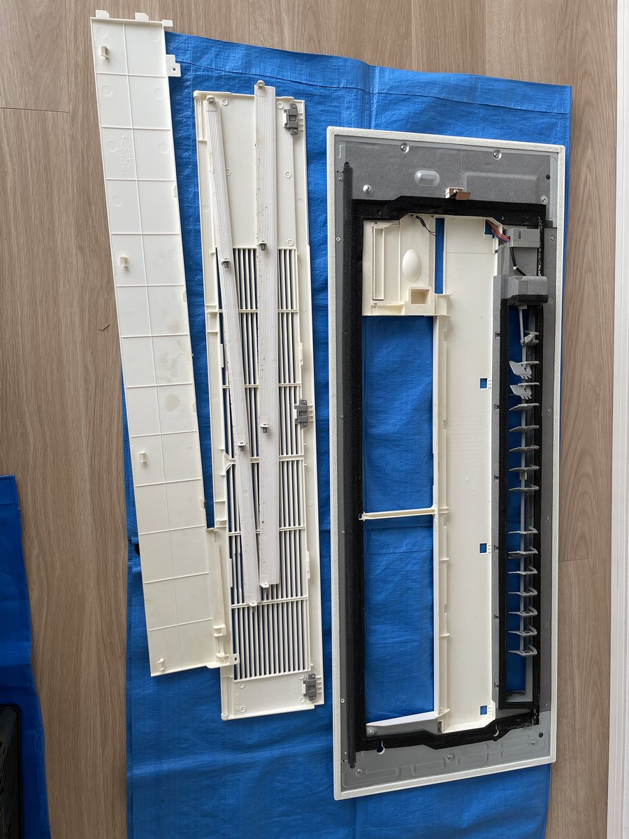 SKYCLEAN4's tweet photo. 先日は、横浜某所のタワーマンションでの1方向天カセエアコンのクリーニングをさせていただきました。
当社ではエアコンキャンペーンもやりますので是非チェックよろしくお願いします✨
ブログも更新してます!
https://t.co/rEags8pkjG
#SKYCLEAN #ハウスクリーニング #エアコン https://t.co/fGSNwsLclZ