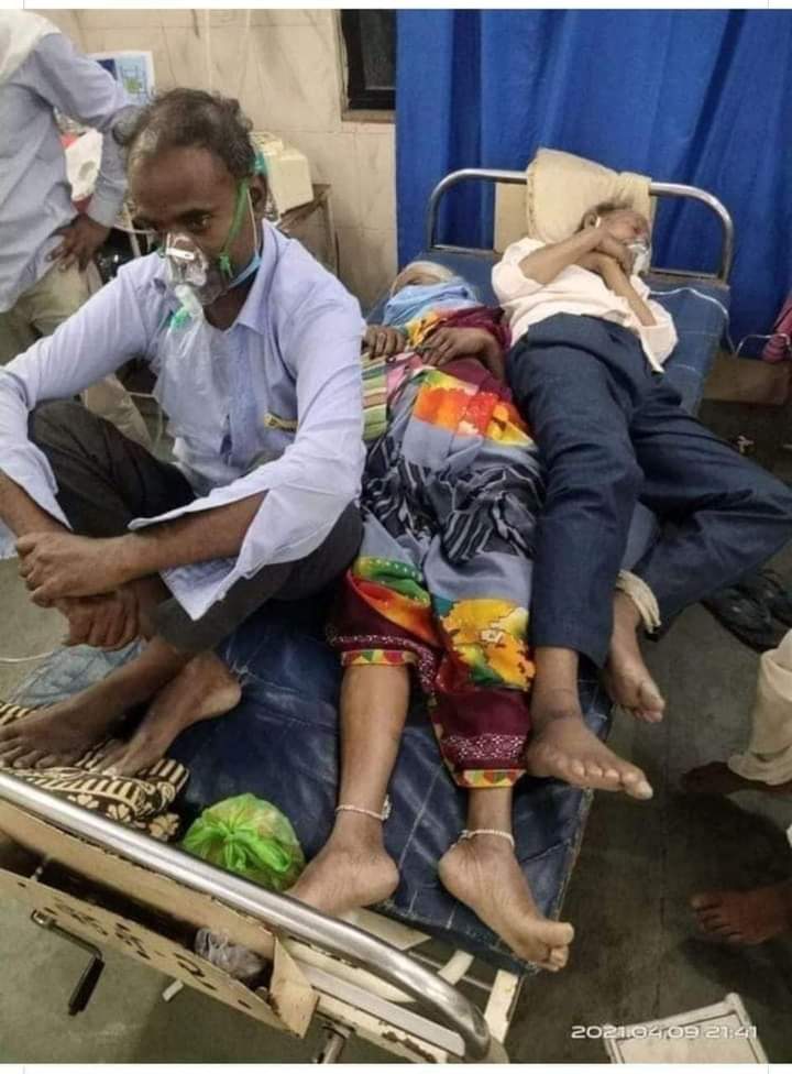 attackarjunn's tweet photo. One Nation One Bed!!!
ಒಂದು ದೇಶ ಒಂದೇ ಮಂಚ!!!
ಒಂದು ದೇಶ ಒಂದೇ ಭಾಷೆ 
ಒಂದು ದೇಶ ಒಂದೇ ಸರ್ಕಾರ 
ಒಂದು ದೇಶ ಒಂದೇ ಧರ್ಮ 
ಬೇಕಾ? @CMofKarnataka @PMOIndia @narendramodi @WHO @siddaramaiah @INCIndia @INCKarnataka @KPCCPresident @RahulGandhi @H_D_Devegowda @hd_kumaraswamy #OneNationOneBed https://t.co/f9tAUWSCQ7