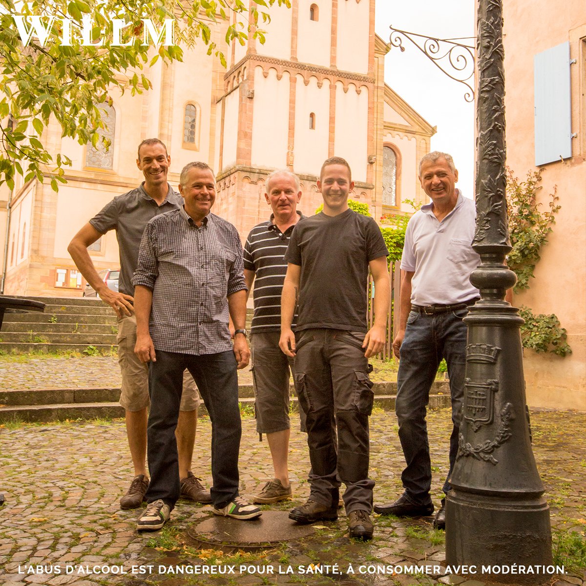 Respectful of their #heritage and winemaking #tradition, the 6 #winegrowers of Maison Willm work hand in hand to ensure only the best grapes are destined for our wines. #drinkalsace #alsacerocks #alsacewillm #alsacewines #wines