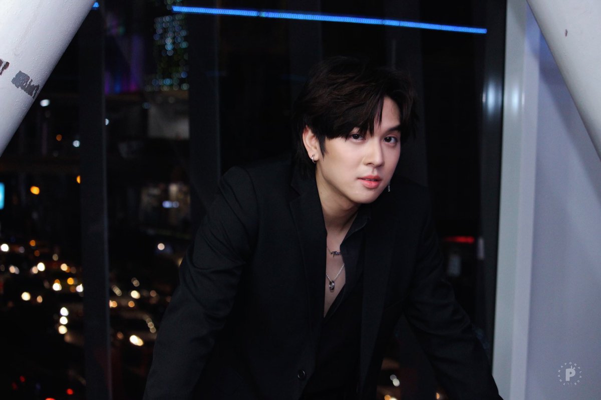 thanapon_place's tweet image. [ THanaPON ] 🐰 @T_Aiemkumchai 

หล่อ นัมเบอร์วัน 🤔

#ภณคนคิวท์
#Superboy
#SuperboyProject
#thanapon_place
#Starhunterentertainment
#IdolExchange