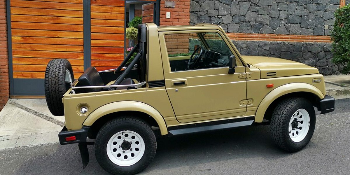 BushidoSuzukiMx's tweet photo. 🤩😎📸
Toda leyenda tiene una gran historia y el #suzukisamurai de nuestro amigo Carlos es clara muestra de ello.
Un proyecto que roba miradas donde quiera que pasa viviendo siempre el #WayOfLife de @Suzuki_Mex
#clasiccars
#picoftheday
#suzukisamuraimx
#bushidonewmember https://t.co/dlpdhcOWGP