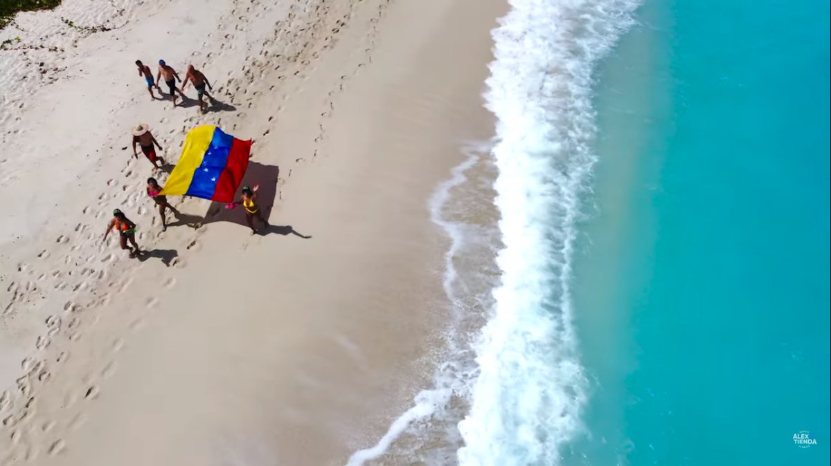 Les recomiendo ver en YouTube el seriado de #AlexTiendaEnVenezuela