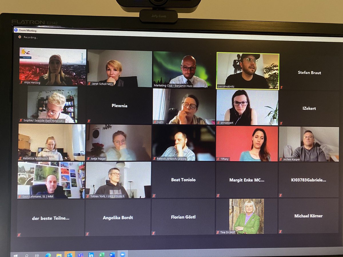 MarketingClubLE's tweet photo. Ein super interessanter Abend zum Thema #storytelling mit Teilnehmern aus ganz Deutschland. 
#leipzig https://t.co/JFJsY6VRZI