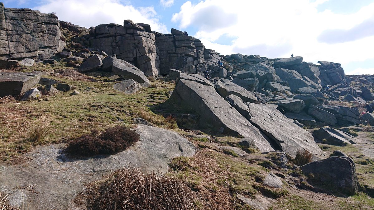 stoobyleelaa's tweet photo. Day off work and day off road...
#upperburbage #peakdistrict
@w4keysenior I am on call from 1600 and working all weekend 😉😂 https://t.co/dI8PzhtB6u