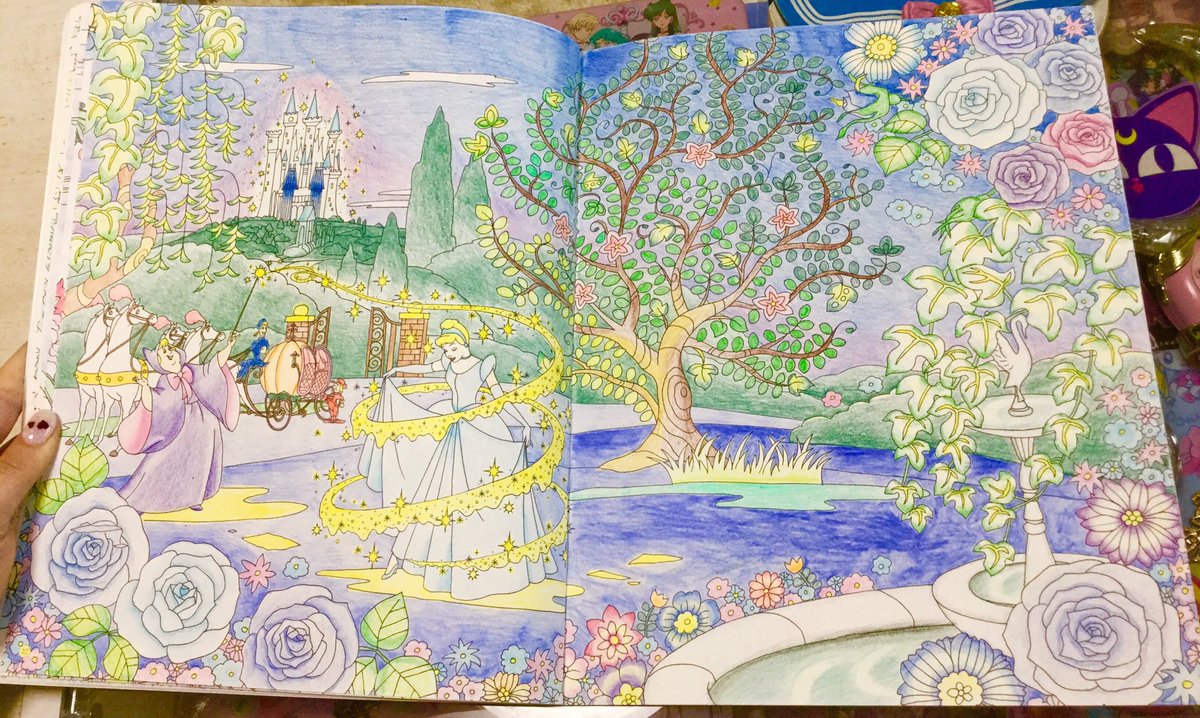 旅するディズニー塗り絵