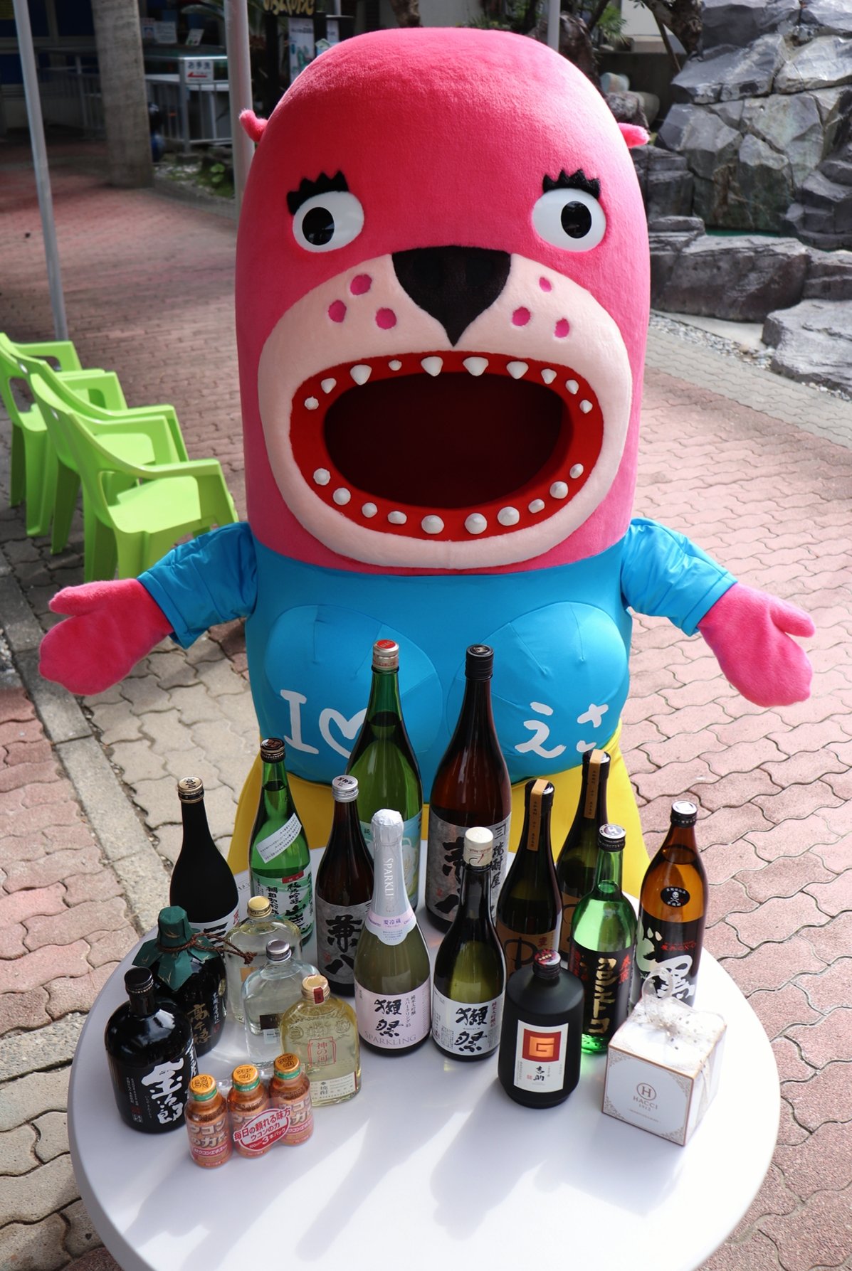 桂浜水族館 公式 みんなー お酒やおつまみ お菓子やケーキ イラストや写真のコラージュ お手紙やお祝いのメッセージ いろんな愛を贈ってくれてありがとう おとどは今日から５歳です 生まれてきて良かった みんなと出会えて良かった 言葉をおぼえ