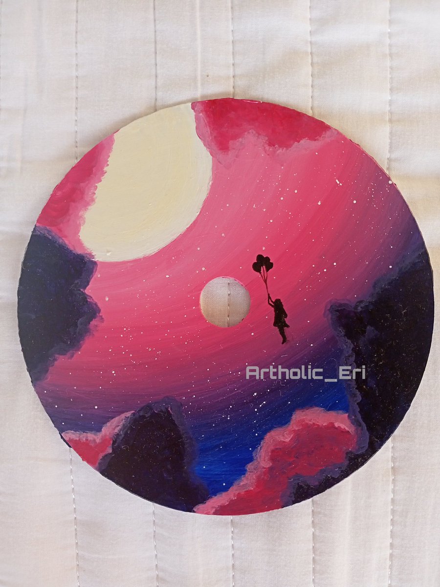 artholic_eri's tweet photo. I'll fly to the moon 🌙
Acrylic Paint on CD
🖇️https://t.co/PBQVzaGhbB
#painting🎨 #drawing #artgram #art #artist #artistsontwitter #artph #sketches #artwork #painting #painter #acrylicpainting #acrylic #recycle #recycledmaterials #cdart #cdartwork #moon #sky #aesthetic https://t.co/Ibl6LoqC8C