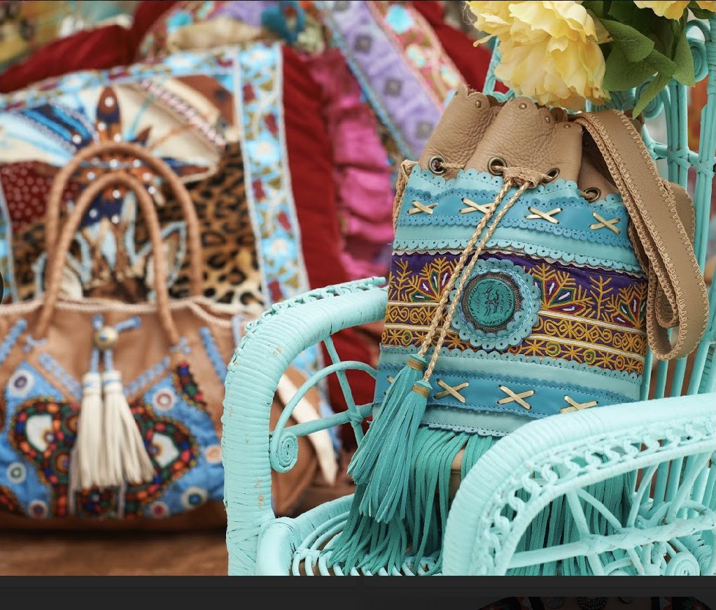 aureliomanzano's tweet photo. Hoy en @TheLuxonomist World Family Ibiza, vuelve la moda isleña que triunfa cada verano.  https://t.co/wNpLCpPsMG #ibiza #moda #wordfamily https://t.co/0uDLc7U70F