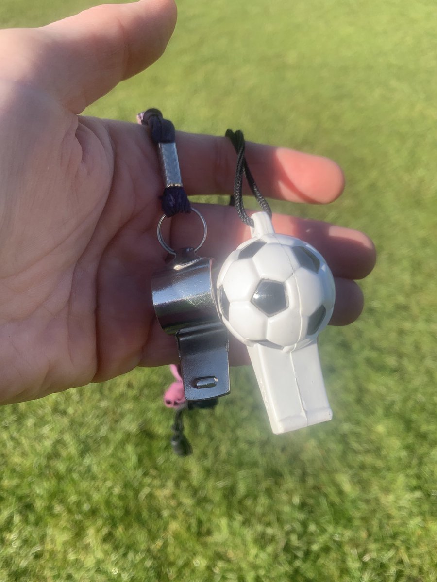 rachfmackenzie's tweet photo. Here’s my tip for running a full day session with a whole year group. 2 whistles, 2 different sounds - one whistle the group stop and do a mindfulness activity, the other the group stop and do a shaking yoga. #mentor #coach #classathlete https://t.co/QqtEQuQjmJ