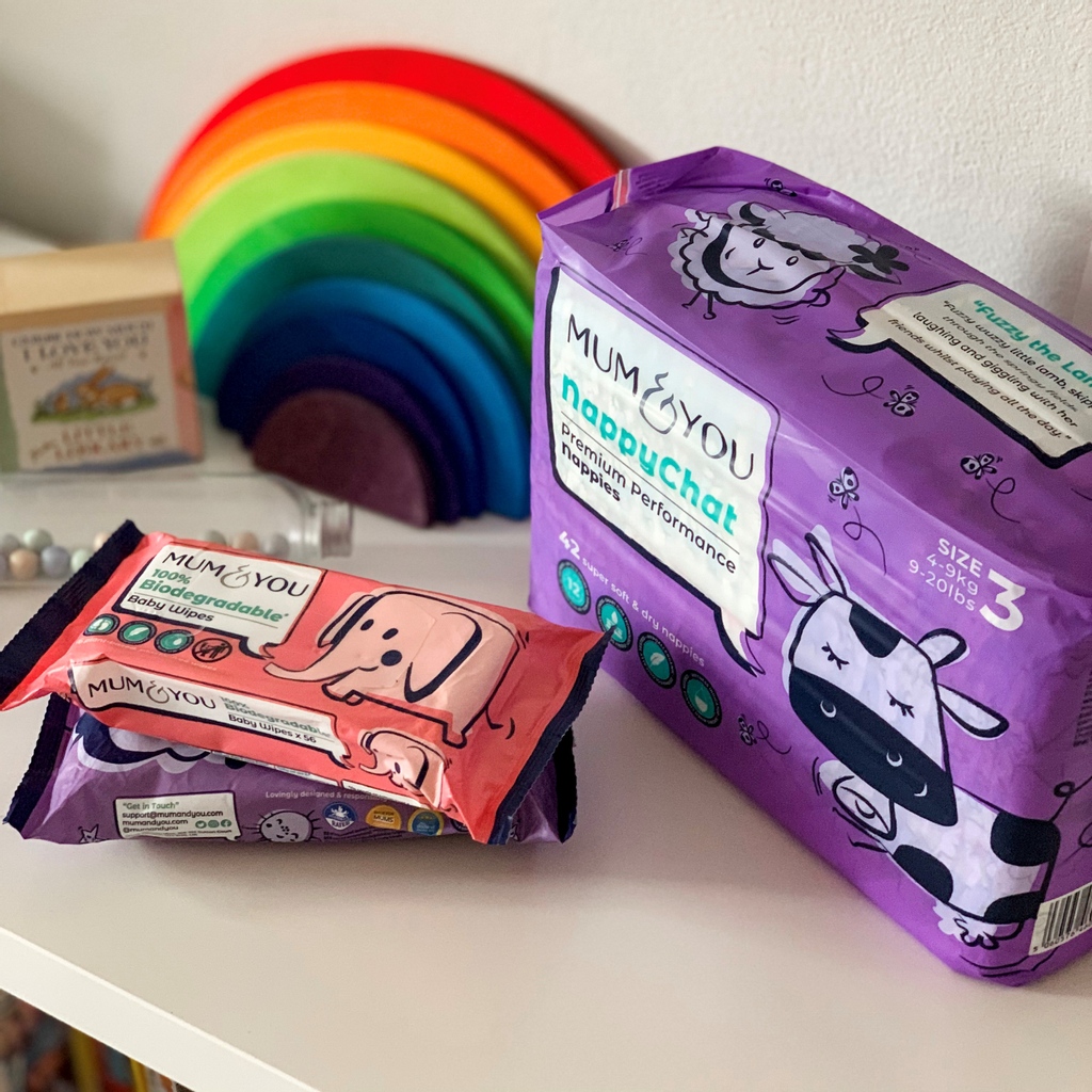 🌈 Y A Y  I T ' S  F R I D A Y ! 🌈

Hope the sun shines for you 😎 Have a good weekend all!

Team Mum &amp; You xx