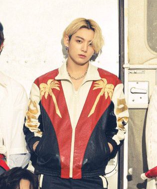 jeonpeem's tweet photo. อยู่ไม่ได้แล้ว จองกุกกับสร้อยคอเส้นนั้นมันแบบโหหหหหห https://t.co/NSccVAMLzQ