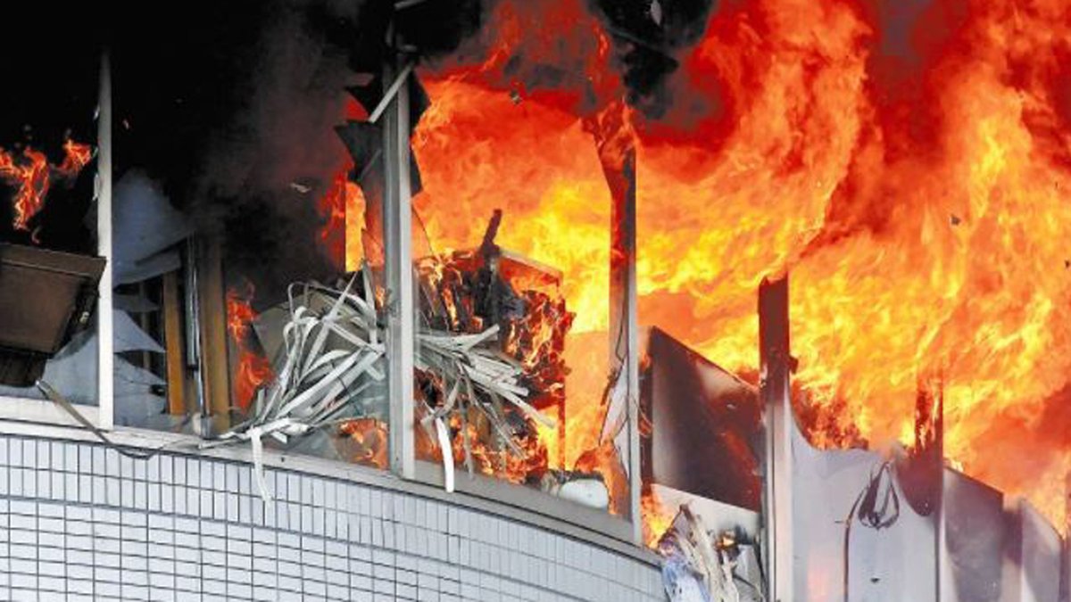 名古屋ビル立てこもり爆発事件…交渉人が語る緊迫の2時間半 「人質と