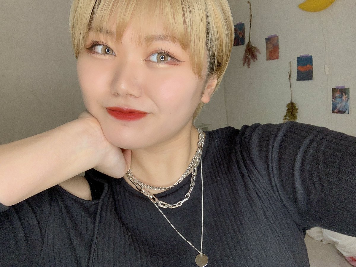 OfficialYNo1's tweet photo. 撮影中です😘
#yuunachannel #自撮り #セルカ
#自撮り女子 #YouTuberと繋がりたい
#歌い手さんと繋がりたい https://t.co/5HSky2S18X