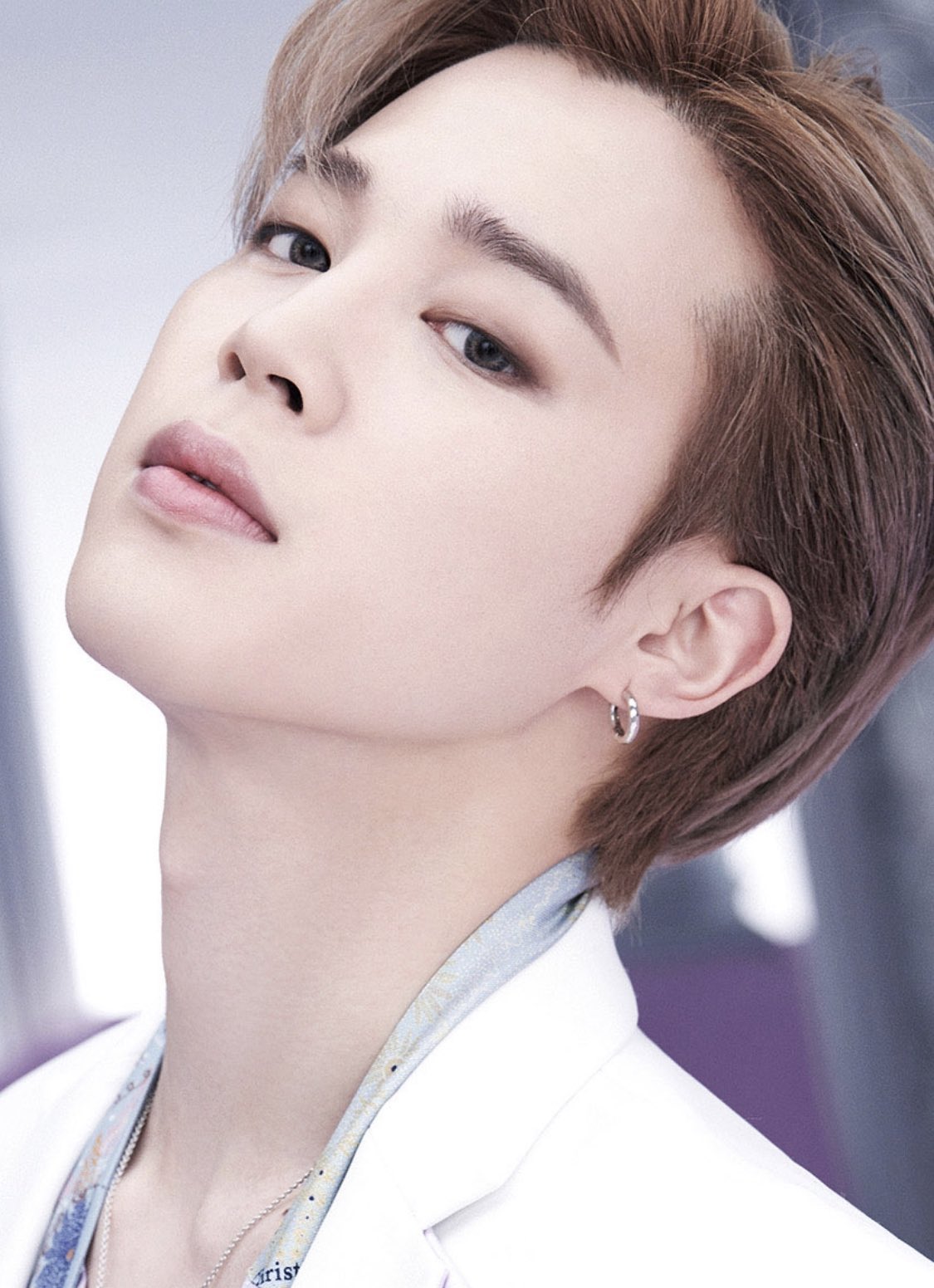 防弾少年団(BTS) - ジミン　フーディー　Mサイズ　と buly lip balm 楽天市場】BTS 公式グッズ JIMIN ジミン TinyTAN 絆創膏
