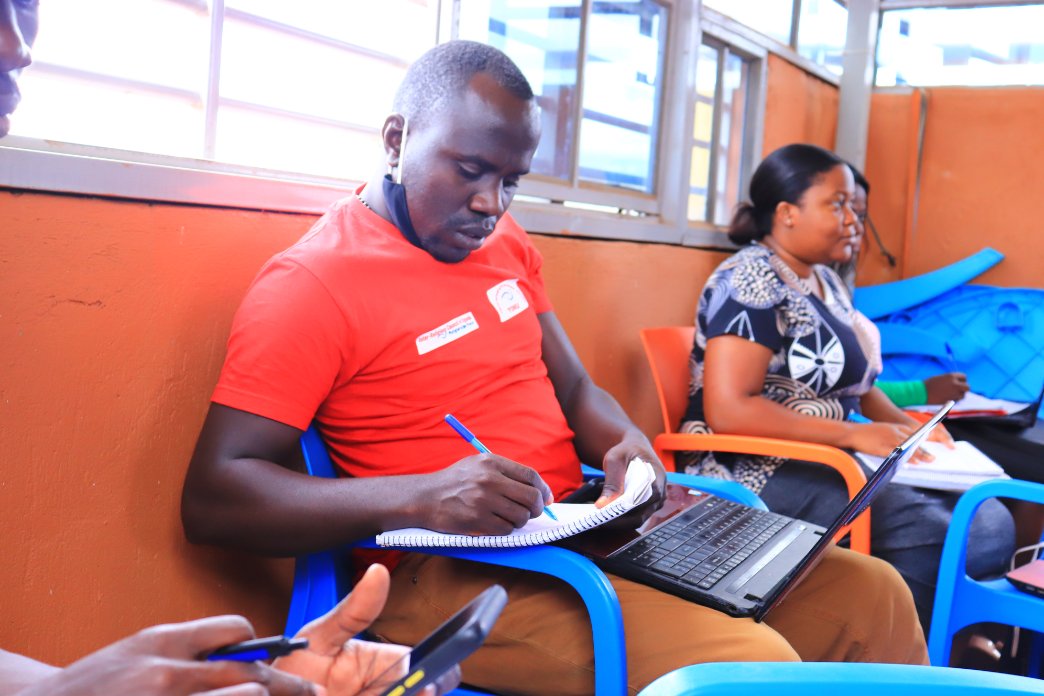 activecitizensu's tweet image. #GhettoGoGreen
Happening now is a Quarterly partner review meeting to understand what worked well, what didn’t work well and areas to improve. This feeds into NAC’s Civil Society Strengthening programming model which is being piloted by #CSSN.
@CISUdk @dreamtownngo @UgBritish