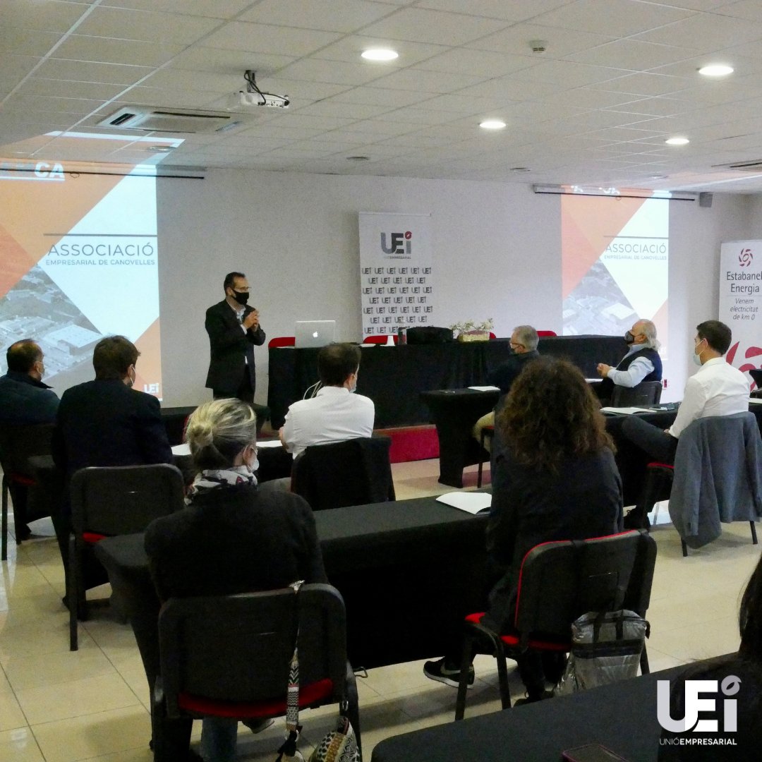 Ahir a la Unió Empresarial es va celebrar la reunió informativa de l'Associació d'Empresaris del Polígon de Canovelles (AEMCA) 👥

📋 Van assistir l'<a href="/AjCanovelles/">Aj. Canovelles</a> i unes 15 empreses del Polígon com <a href="/KH7oficial/">KH-7</a>, <a href="/smurfitkappa/">Smurfit Westrock</a>, etc.

#UEI #Associació #Polígon #Canovelles #Vallès