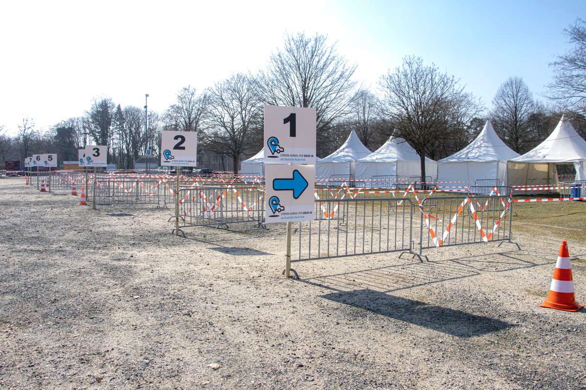 Deutsche Bank Park On Twitter â„¹ Nfo Schon Gewusst Auch Am Covid 19 Testzentrum Am Gleisdreieck Kann 1x Wochentlich Das Angebot Eines Kostenlosen Burgertests Antigen Schnelltest Bequem Via Drive In Im Auto In Anspruch Genommen Werden