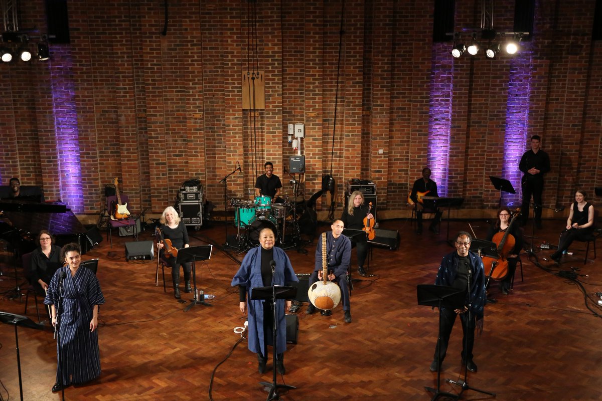 Want to hear more about Voyages of the Heart? 

Listen to a handful of the performers speaking to Kelly at <a href="/Unity101FM/">Unity 101 FM</a>  Community Radio yesterday. 

podcast.canstream.co.uk/unity101/index… - Starts at 22 minutes. 

Image: Rachel Adams 
#LetsCreate #VoyagesOfTheHeart <a href="/TurnerSims/">Turner Sims</a> <a href="/ace_southwest/">Arts Council England, South West</a>