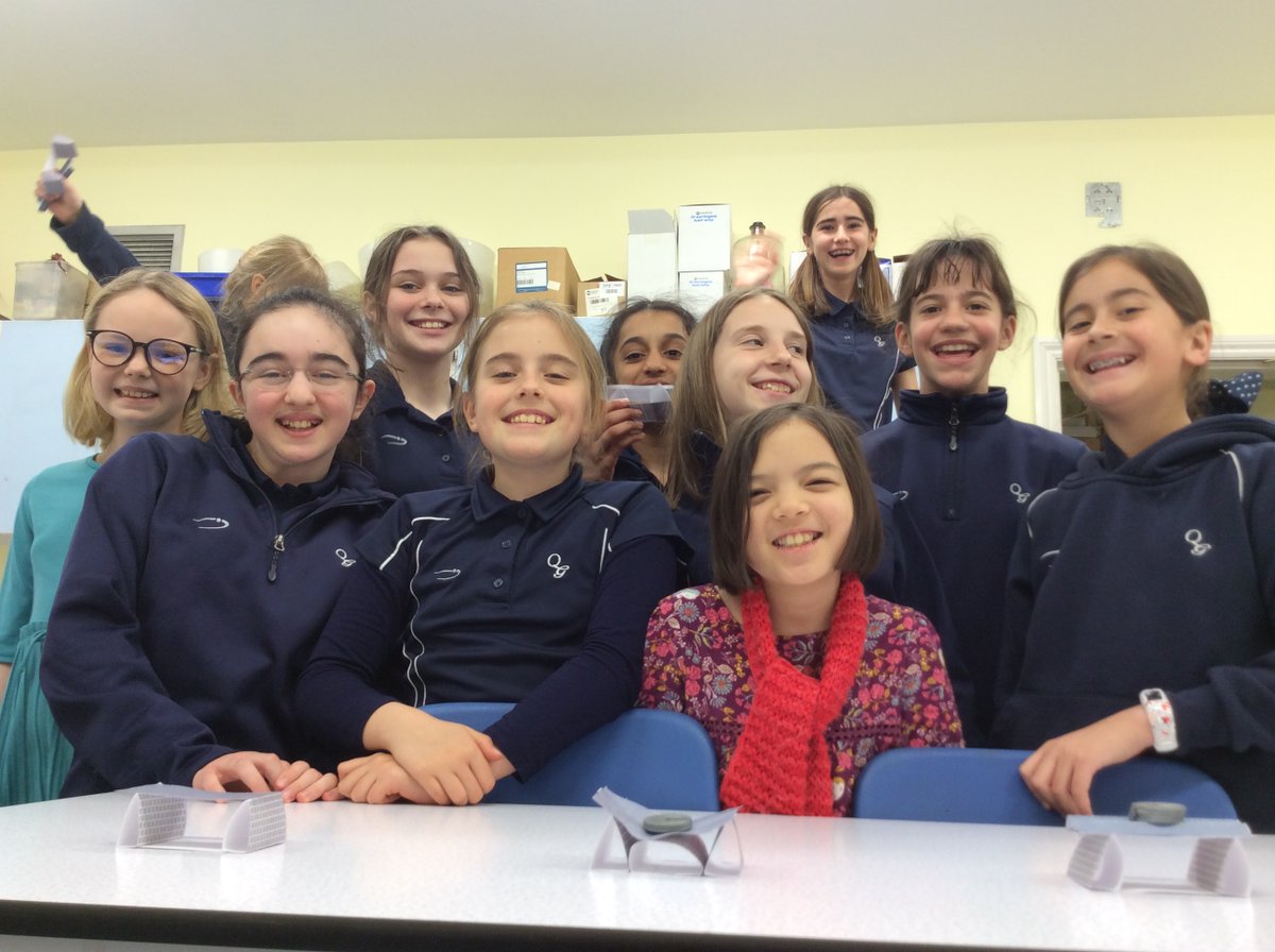 QG_Science's tweet photo. 🌉 Junior #STEM club built and tested the strength of three designs of bridge: beam, arch and accordion. They found that the triangle shape structures were the strongest, with the accordion structure carrying a whopping 50g! 🏗️

#GirlsInSTEM #QGJuniors #ThursdayMorning #Engineer https://t.co/6eGipAi6Aa