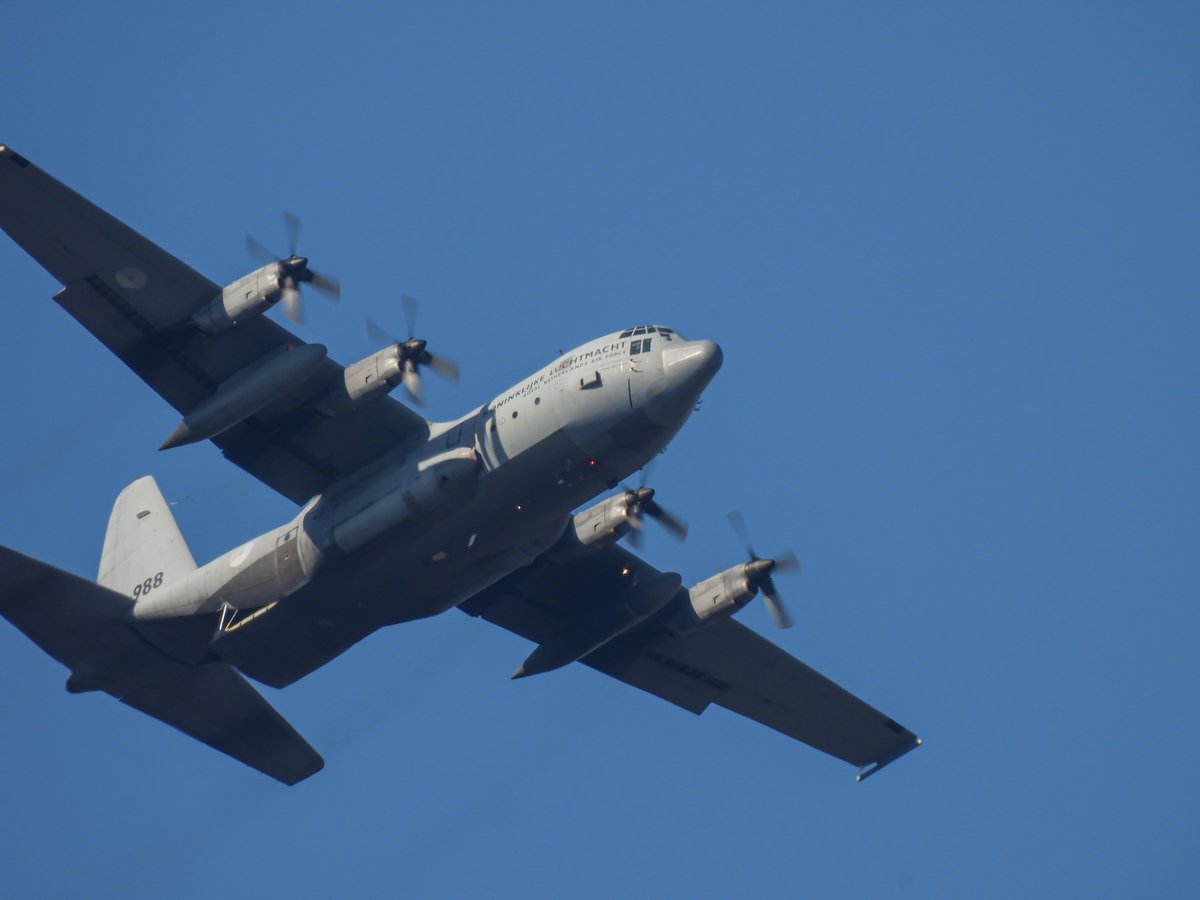 EHEH_Spotter's tweet photo. 🇳🇱Royal Netherlands Air Force Lockheed C-130H Hercules (G-988, #480C06) as flight #MONK11 @ EHEH
Exercise: #OrangeBull @VlbEindhoven
#RNLAF #C130 #MILEXERCISE #ORANGEBULL #NLspot https://t.co/EwO5yZLlxe