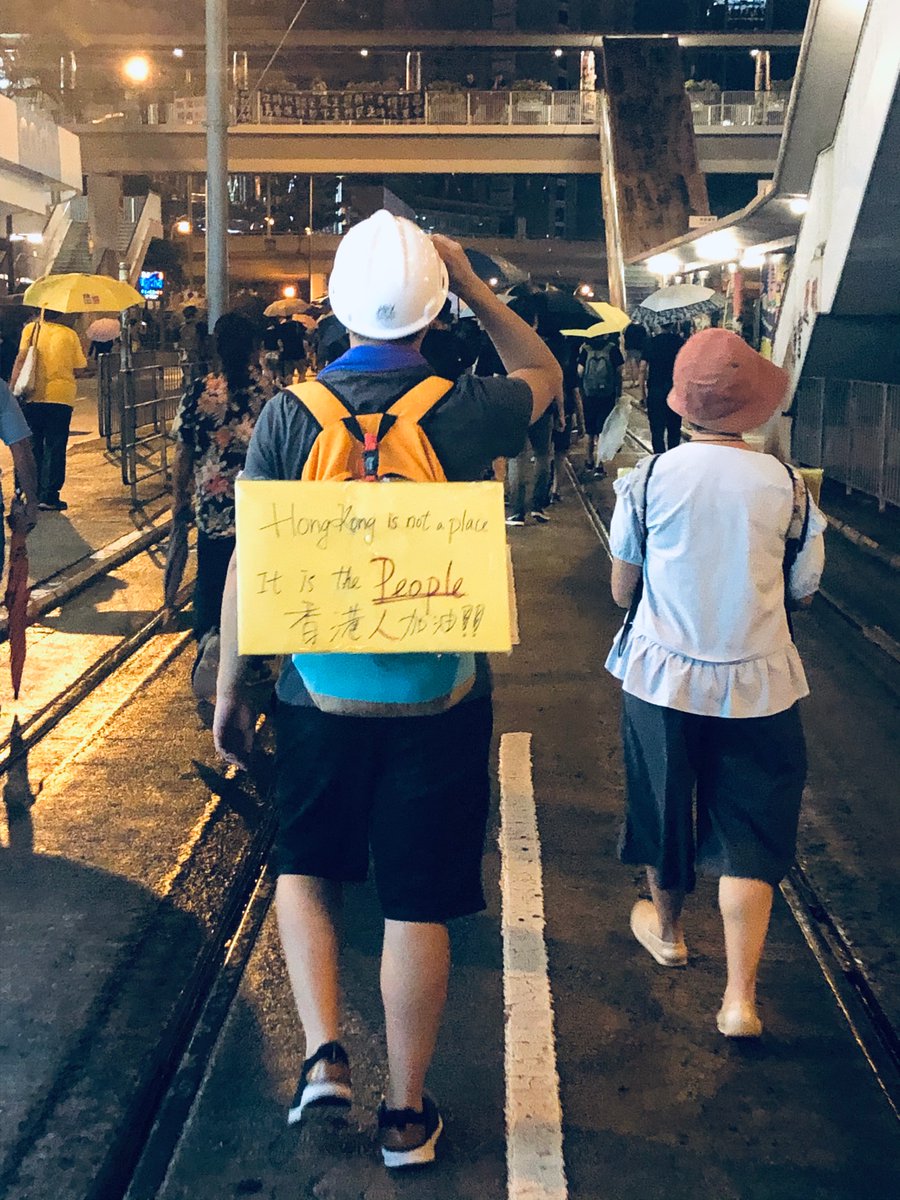 ataraxisfinch's tweet photo. August 18, 2019 — a day that was just made unforgettable. 
#StandWithHongKong https://t.co/nn7PWmNCyp