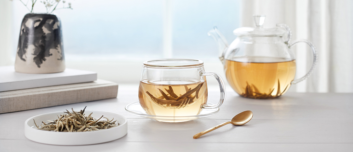 NewbyTeas's tweet photo. Silver Needle white tea is one of the most luxurious teas in the world, previously reserved for the emperor of China. This #tea is the ultimate expression of #spring in a cup and why this is Newby’s Tea of the Month. Learn all about this exquisite tea > https://t.co/LUNYlrxF1F https://t.co/NlqWxbPsdv