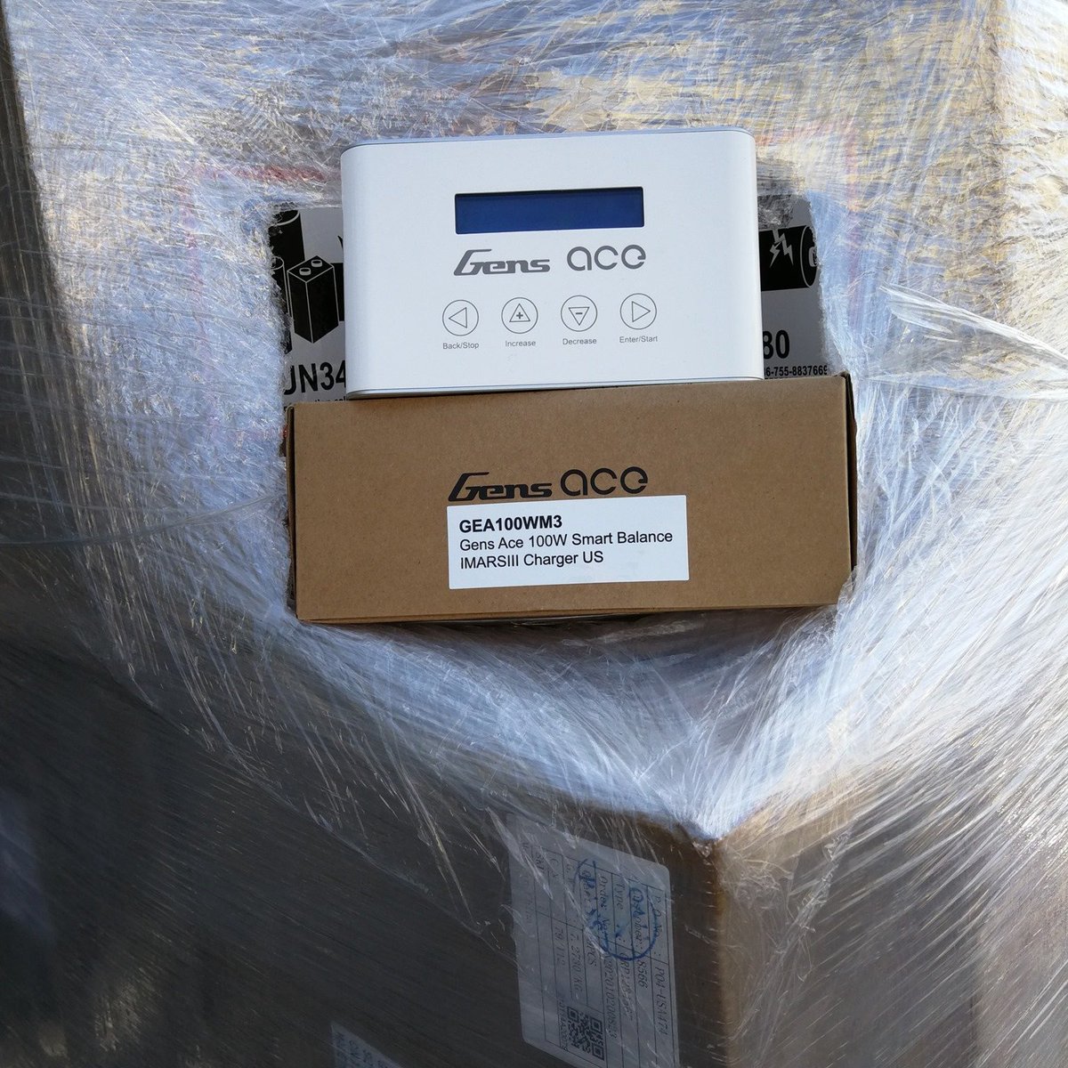 Were you wanting an Imars III charger? Well, we have good news for you then! Our U.S. location is now stocked with a large quantity of them! Come place your orders today! 
#GensAce #rc #gensacetattu #gensacebatteries #lipobattery #chargers
genstattu.com/gea100wm3.html