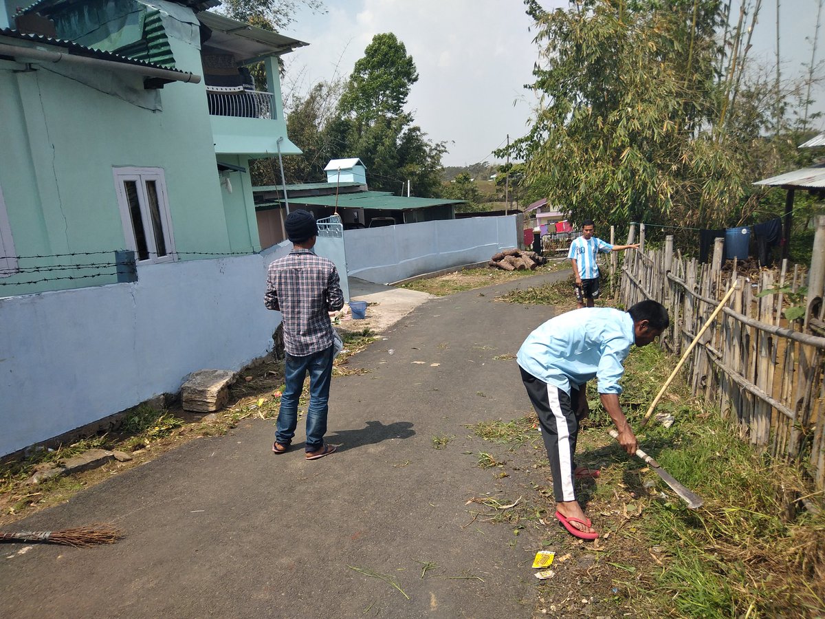 eitilangi's tweet photo. Cleanliness Drive as part of AB-HWC Fortnight observation at Wahiajer village on 8th April 2021. @Meena94916780 @Annie53779409 https://t.co/AAsri1xMML