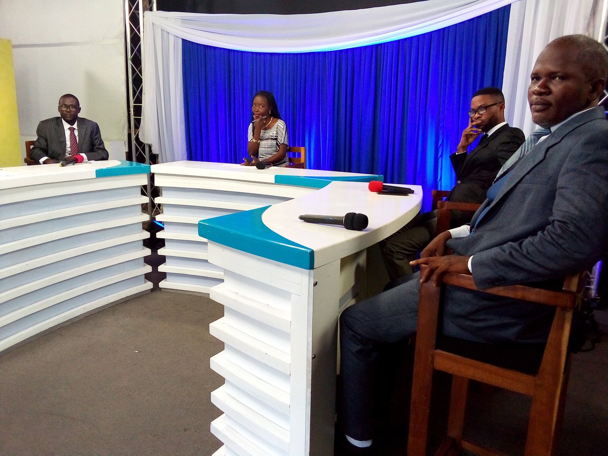DemocratesN's tweet photo. #LDN: Le Président National était en direct de B-one pour aborder les priorités du Gouvernement Sama !
#RDC https://t.co/qsYMnjHs2A
