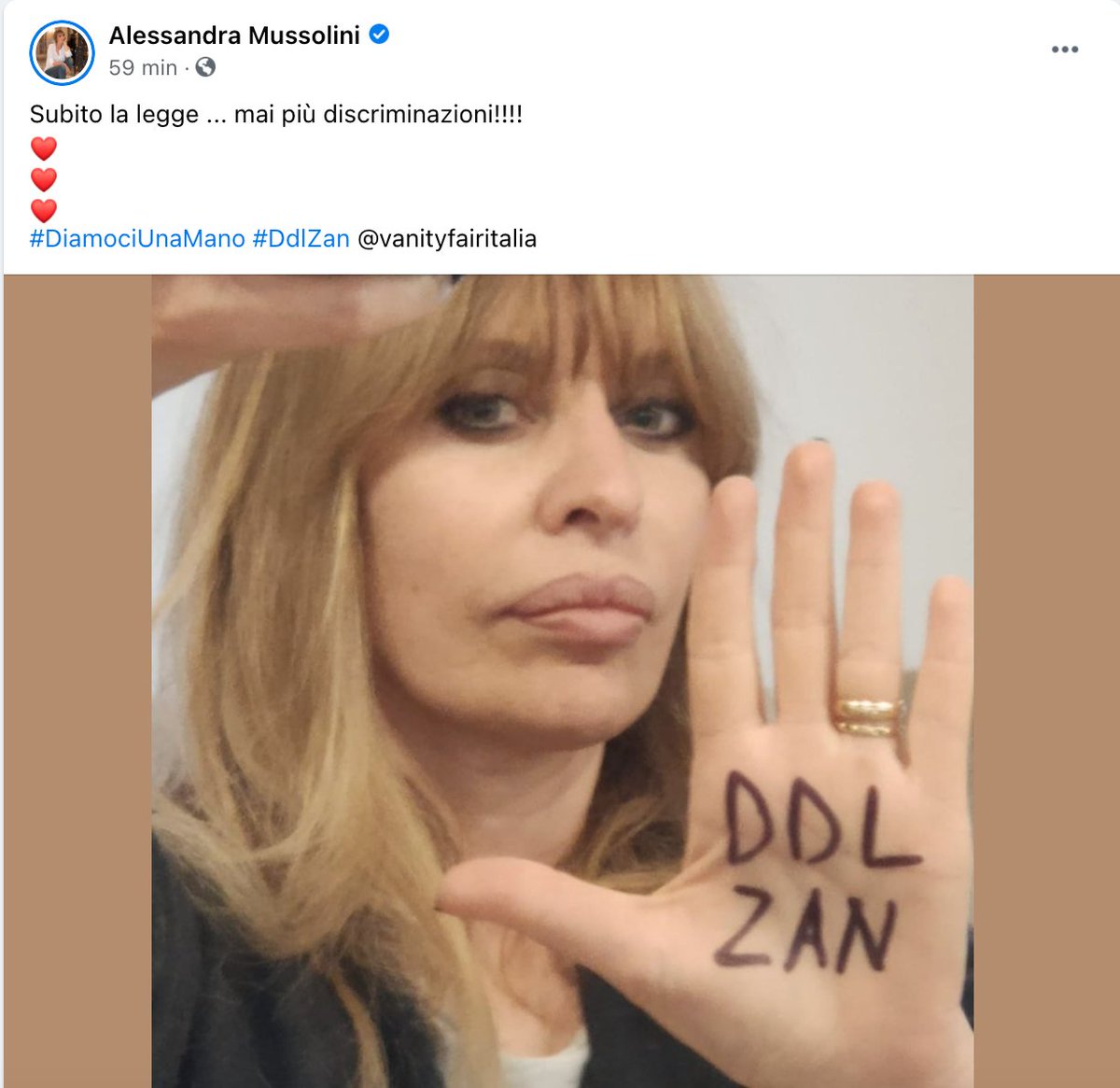 AUniversale's tweet photo. Ok, stiamo ancora cercando di elaborare. #LeggeZan #Mussolini https://t.co/E27Pt2jUvk