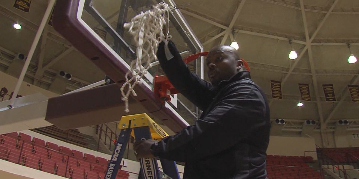 BrianShrull's tweet image. BREAKING: Former Midwestern State basketball coach Nelson Haggerty has died in a single-car accident this morning. 
@Newschannel6Now